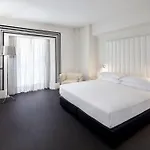 Mariposa Hotel