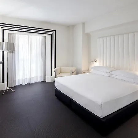 Mariposa Hotel