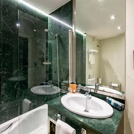 Mariposa Hotel 4*