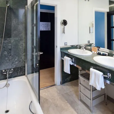 Mariposa 4* Malaga