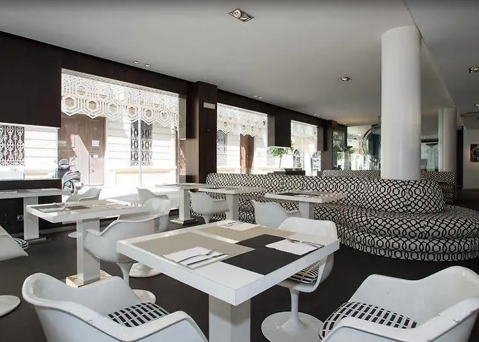 酒店 马拉加马里波萨酒店