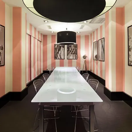 Ξενοδοχείο Mariposa 4*